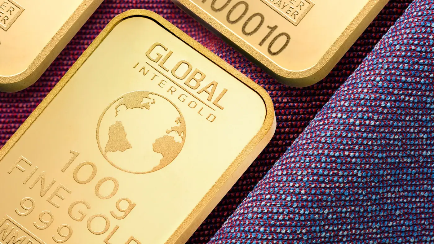 Bars of 999 fine gold